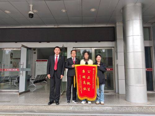 c9cee8662e3f04fac3f58025fc2347f