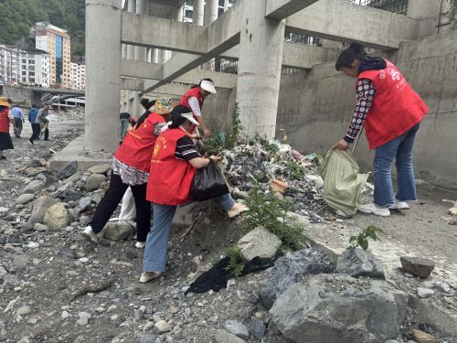 b9ed4f4055aadfcafd8ec35275c2a74