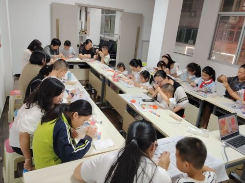 亲子DIY制作环节