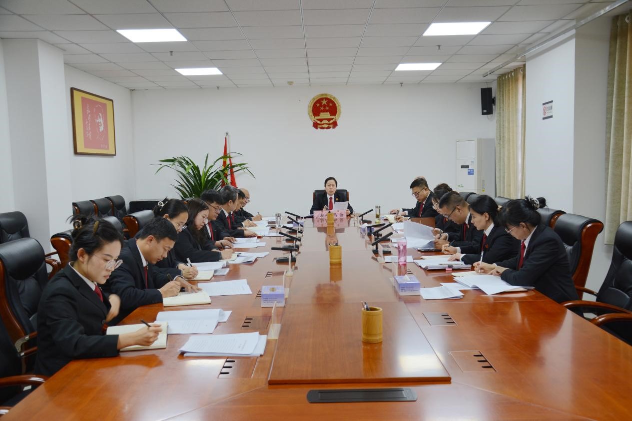 吴堡法院召开党组理论学习中心组（扩大）第13次集体学习会议