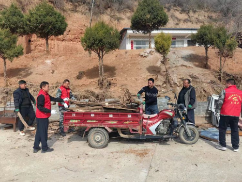 陕西延安市宝塔区南泥湾镇：同心共治聚合力 美丽镇村展新颜